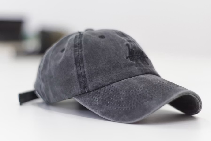 Topi Baseball Minimal